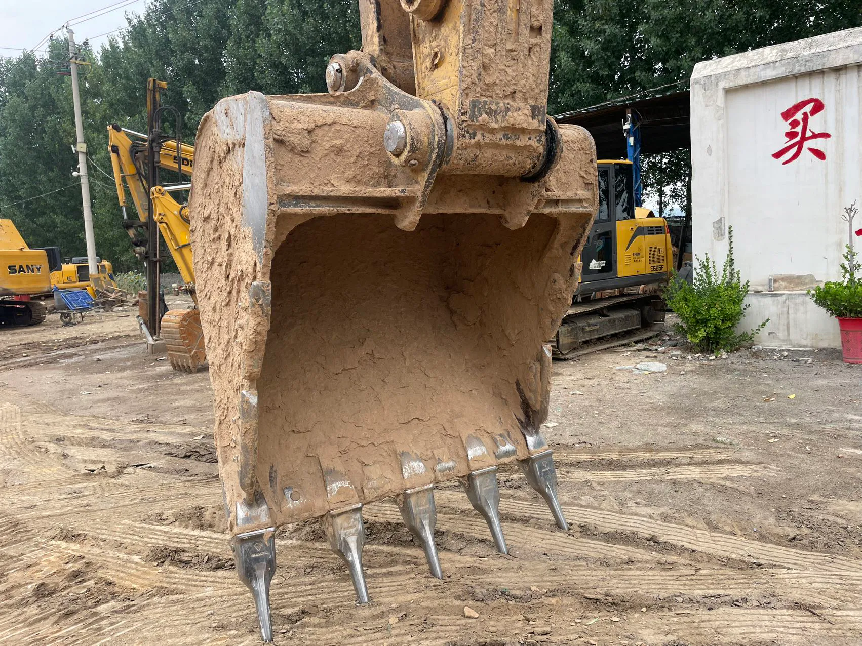 2023 used SDLG 375H excavator - view 17