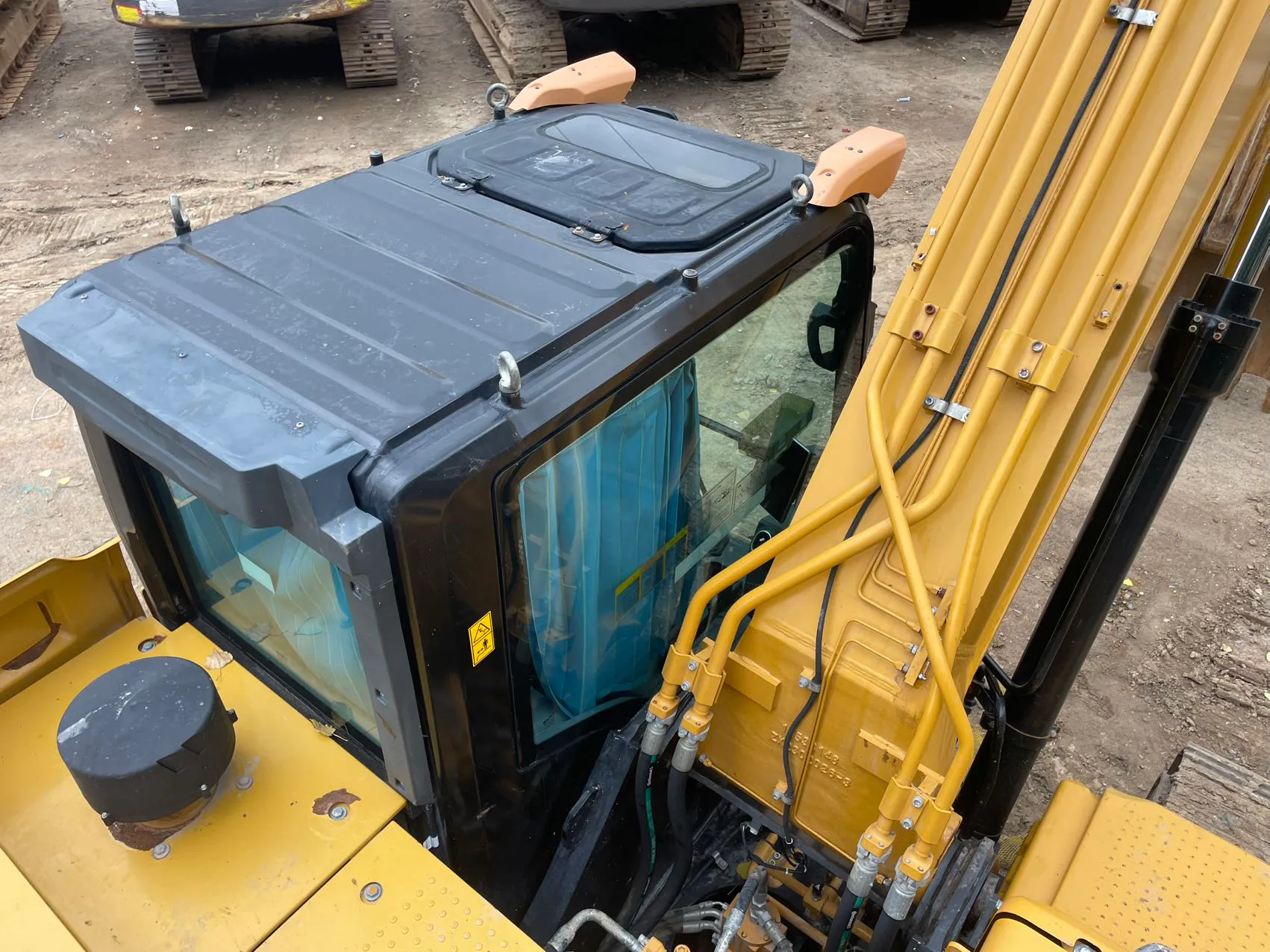 2023 used SANY 205 excavator - view 11