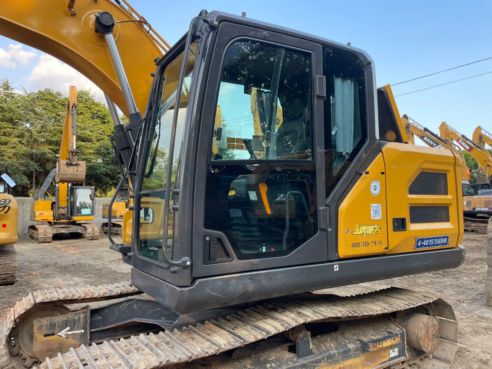 2025 used XCMG 135 excavator - view 2