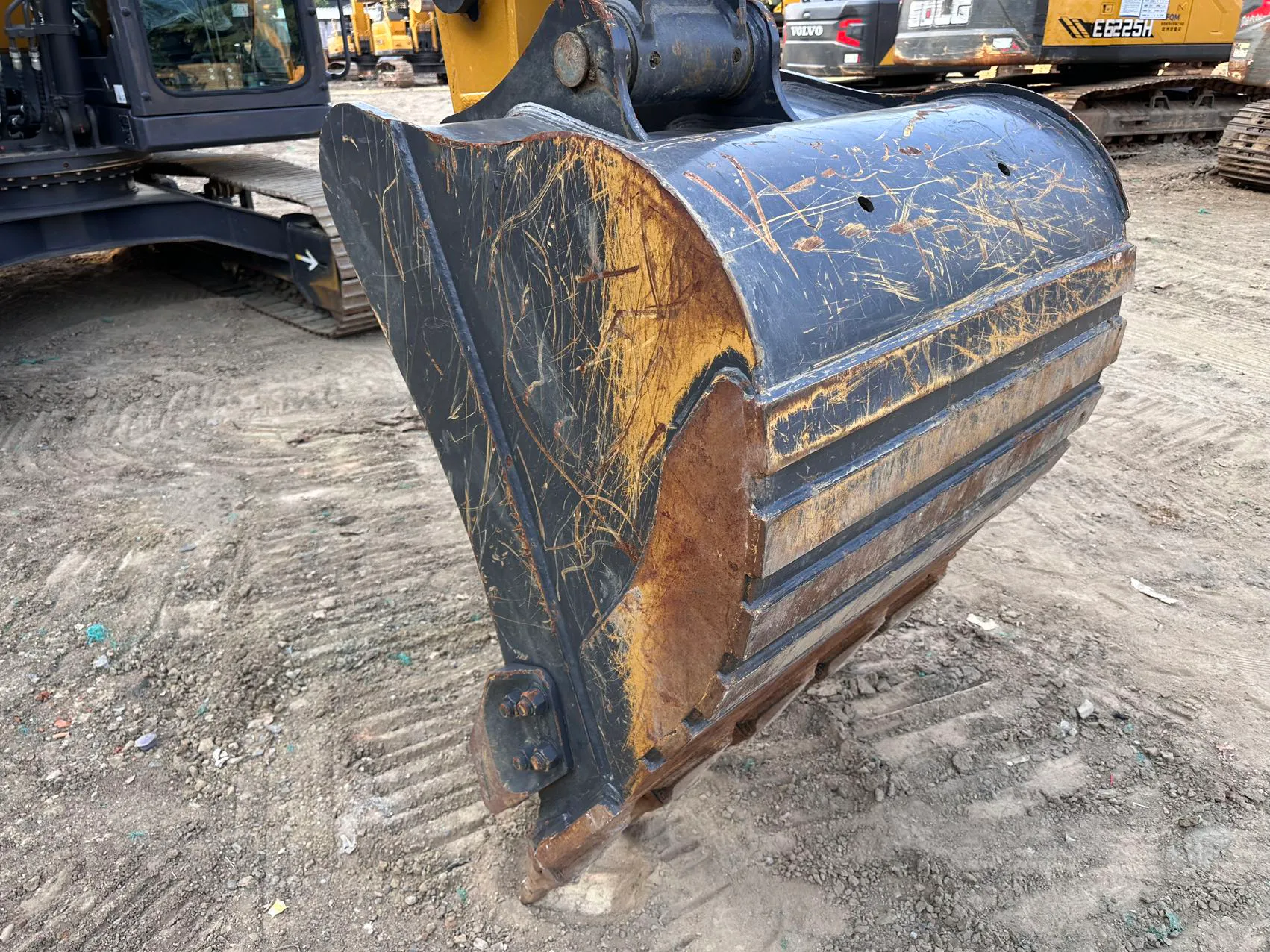 2025 used XCMG 135 excavator - view 17